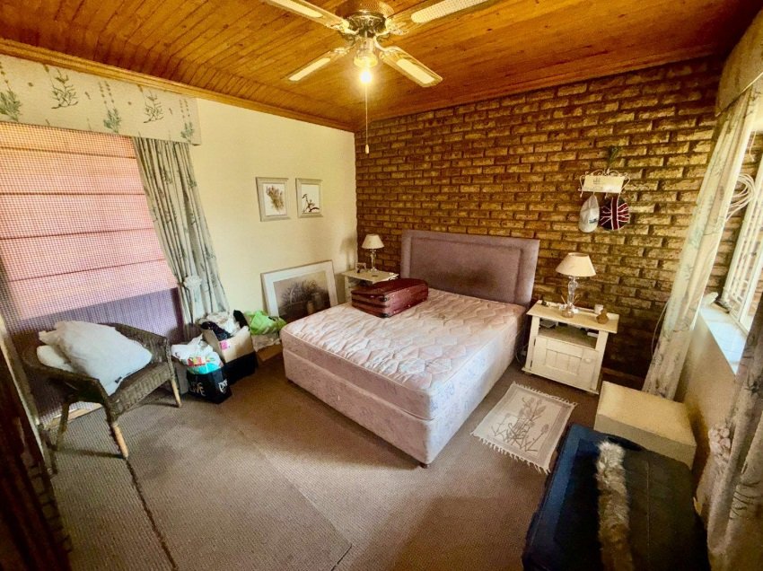5 Bedroom Property for Sale in Irene Park North West